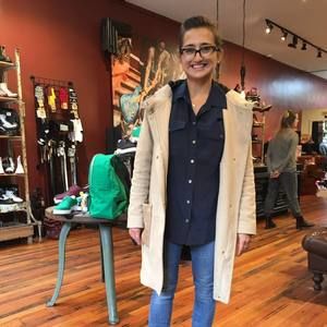 Meet your Posher, Jacqueline