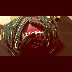 NFL EQUIPMENT GLOVES