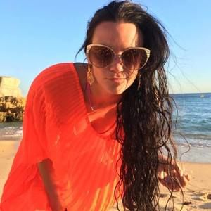 Meet your Posher, Kari