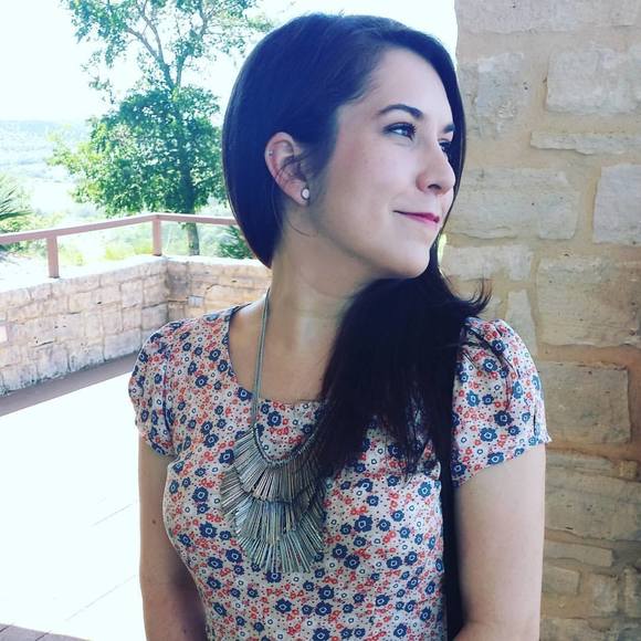 Meet your Posher, Natalie - Picture 1 of 1