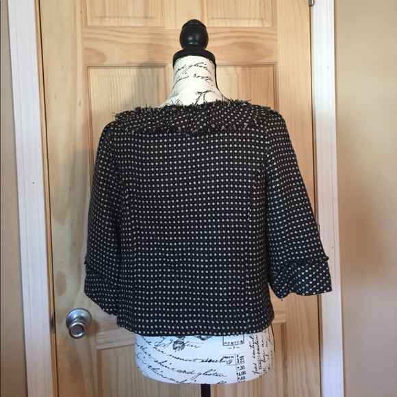 Sophisticated 1 button Black houndstooth style top - Picture 4 of 7
