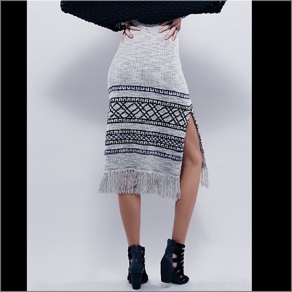 Flash Sale! Free People Skirt - Picture 2 of 2