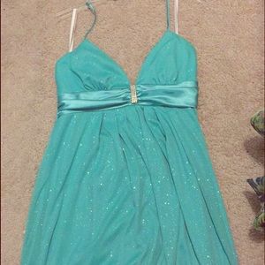 Aquarium/turquoise cocktail dress.