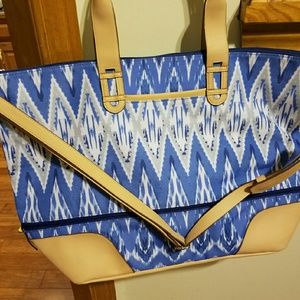 Getaway Tote- Indigo Ikat