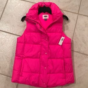 Pink Old Navy puffer vest. NWT