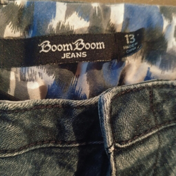 Jeans - Picture 3 of 3