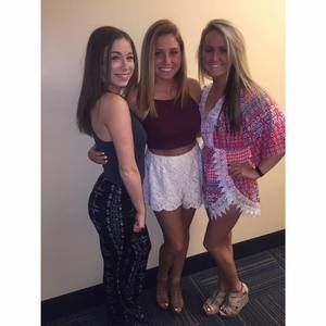 Meet your Posher, Abigail