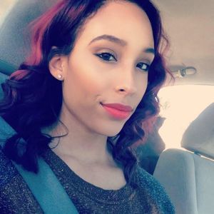 Meet your Posher, Devin