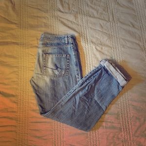 Distressed Boyfriend Jeans