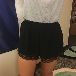 High-waisted Black Shorts with Lace Trim