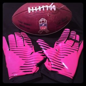 NFL EQUIPMENT GLOVES