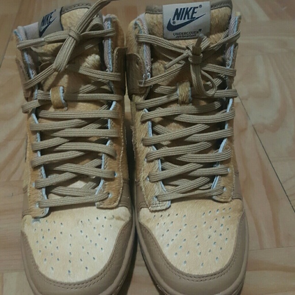 Nike Sky Hi Dunk