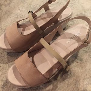 Antelope nude wedges