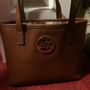 Micheal kors jet set