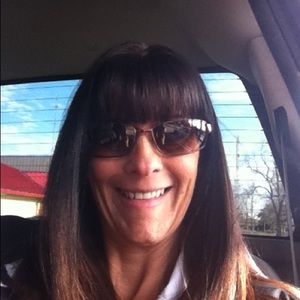 Meet your Posher, Stacy