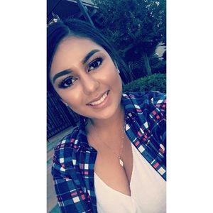 Meet your Posher, Kamalani