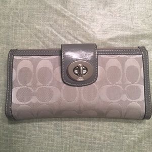 Coach wallet