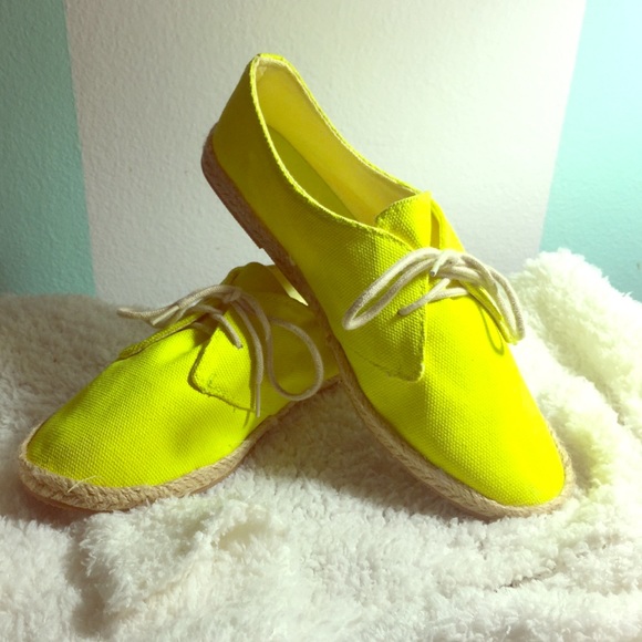 Divided by H&M Canvas Neons (Neon Yellow)