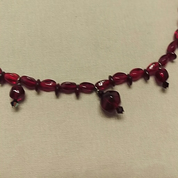 *DONATING SOON* Red Beaded Necklace - Picture 2 of 2