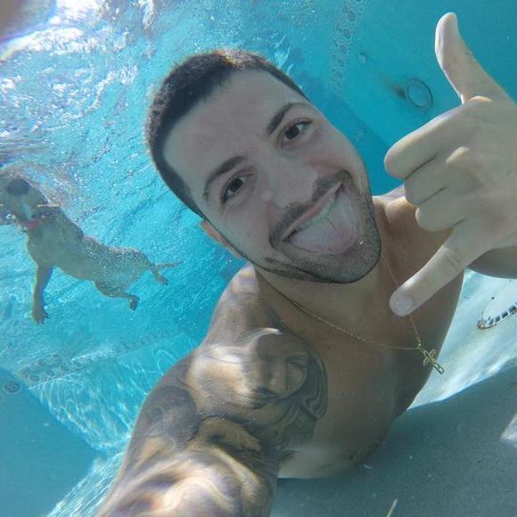 Meet your Posher, Joe