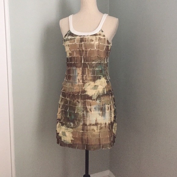 Lavand Floral Dress - Picture 1 of 4