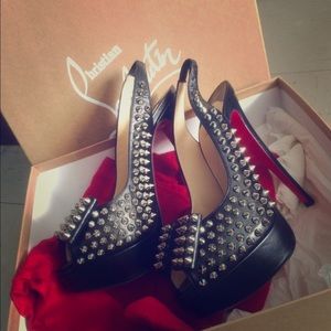 Clou Noeud Louboutin Sling Backs
