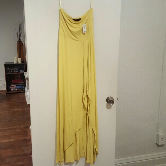 Maxi Dress, slit on side.