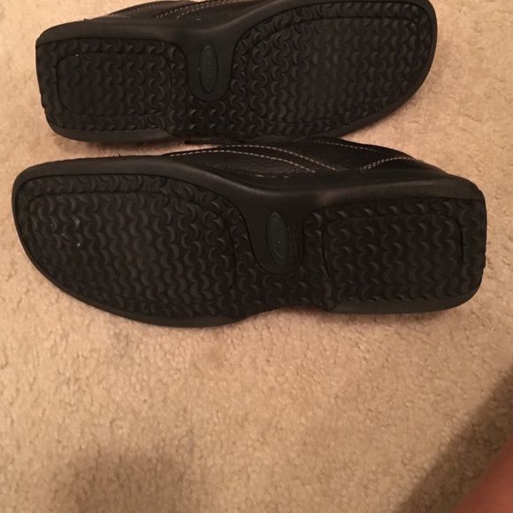 Clarks -Black
