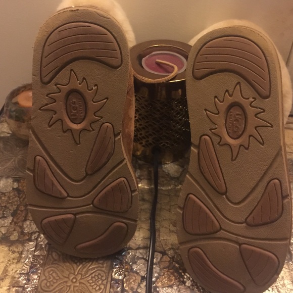 Ugg Australian Montclair Boots  Chestnut  size 7. - Picture 3 of 4