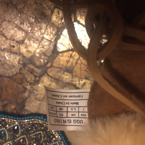 Ugg Australian Montclair Boots  Chestnut  size 7. - Picture 4 of 4