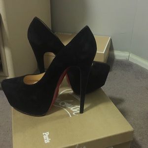 Black suede Daffodile 160 platform pump