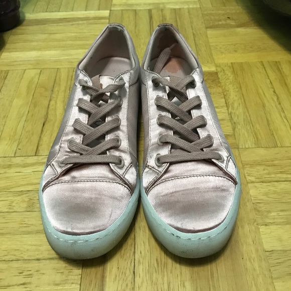 Size 6 Rose Gold Sneakers (Aldo)