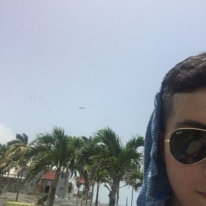 Meet your Posher, Kevin