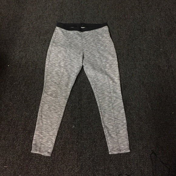 Old Navy Pants - Greyish Old Navy Athletic Leggings
