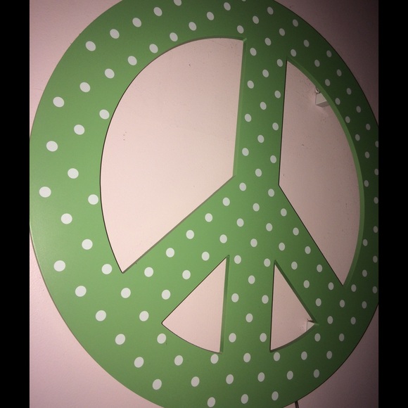 PB teen wall Decour light up peace sign - Picture 2 of 4