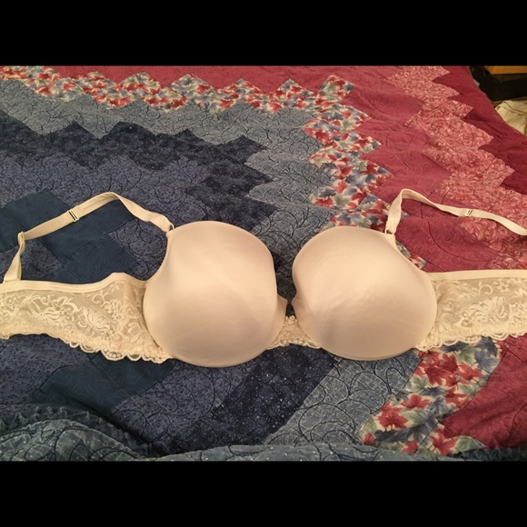 Cacique Cream & Lace Demi Bra 40 DDD