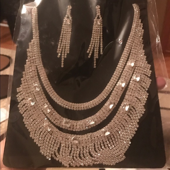 Necklace set