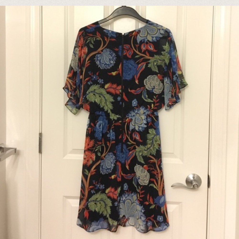Alice & Olivia dress in size 2 - Picture 3 of 4