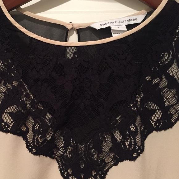 Size 4 DVF cream and black mixed material blouse. - Picture 2 of 3