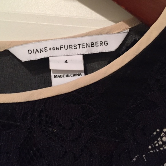 Size 4 DVF cream and black mixed material blouse. - Picture 3 of 3