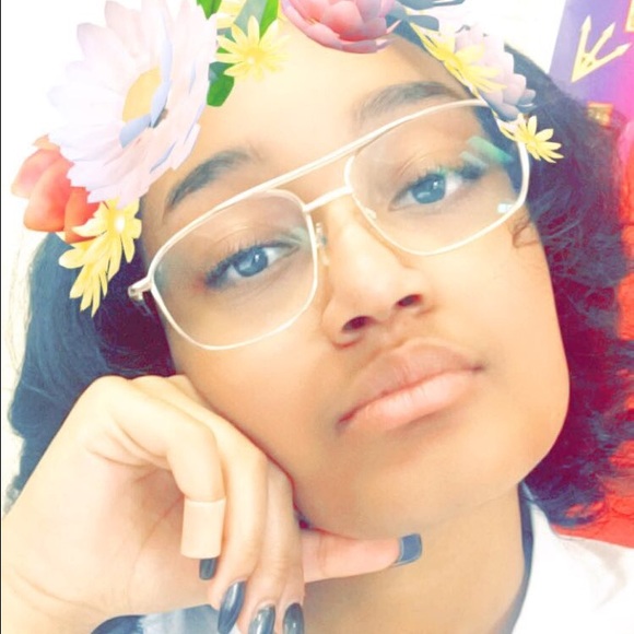 Meet your Posher, Chasity