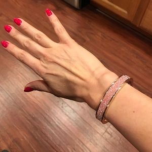 Rose sparkly bracelet