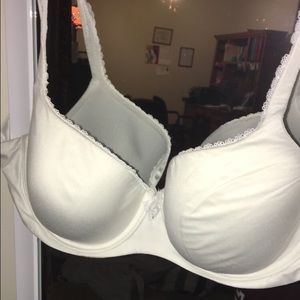 A white Victoria's Secret/PINK bra.