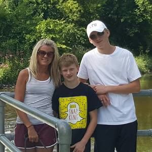 Meet your Posher, Kim