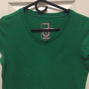 Nollie green shirt