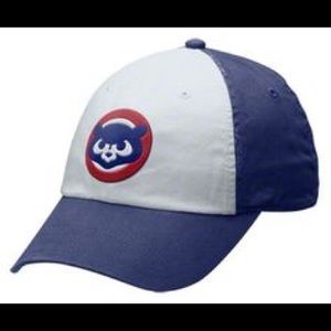 Women's chicago Cubs baseball hat!