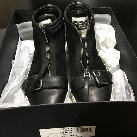 Marc Jacobs sneakers