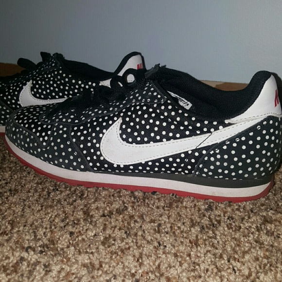 Nike polkadot sneakers