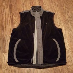 Men's reversible Nike vest