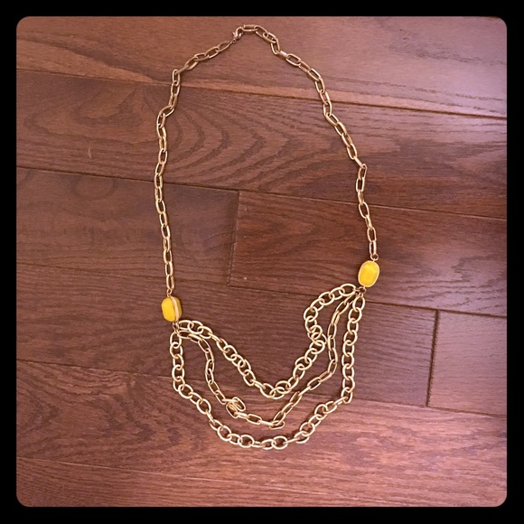 Yellow detailed gold chain necklace